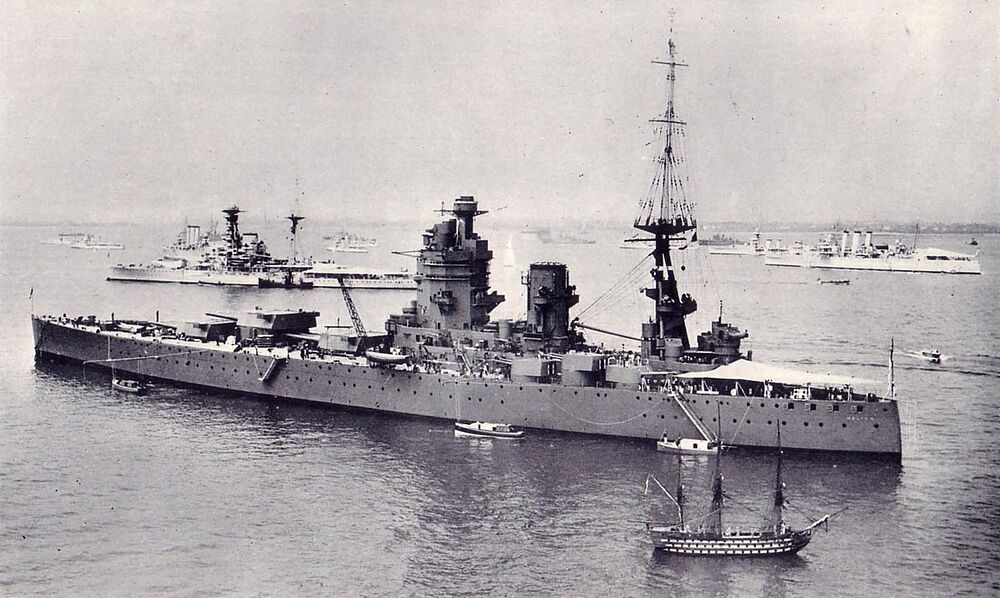HMS Nelson with a replica of HMS Victory in 1_4 scale, 1935