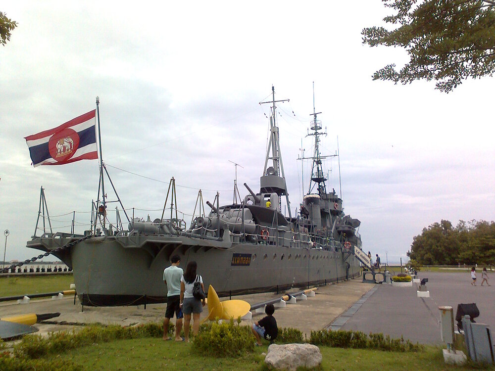 HTMS_Maeklong,Chulachomklao_Fort_Museum-panoramio(3)