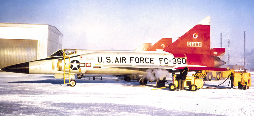 327th_Fighter-Interceptor_Squadron_Convair_F-102A-75-CO_Delta_Dagger_56-1360