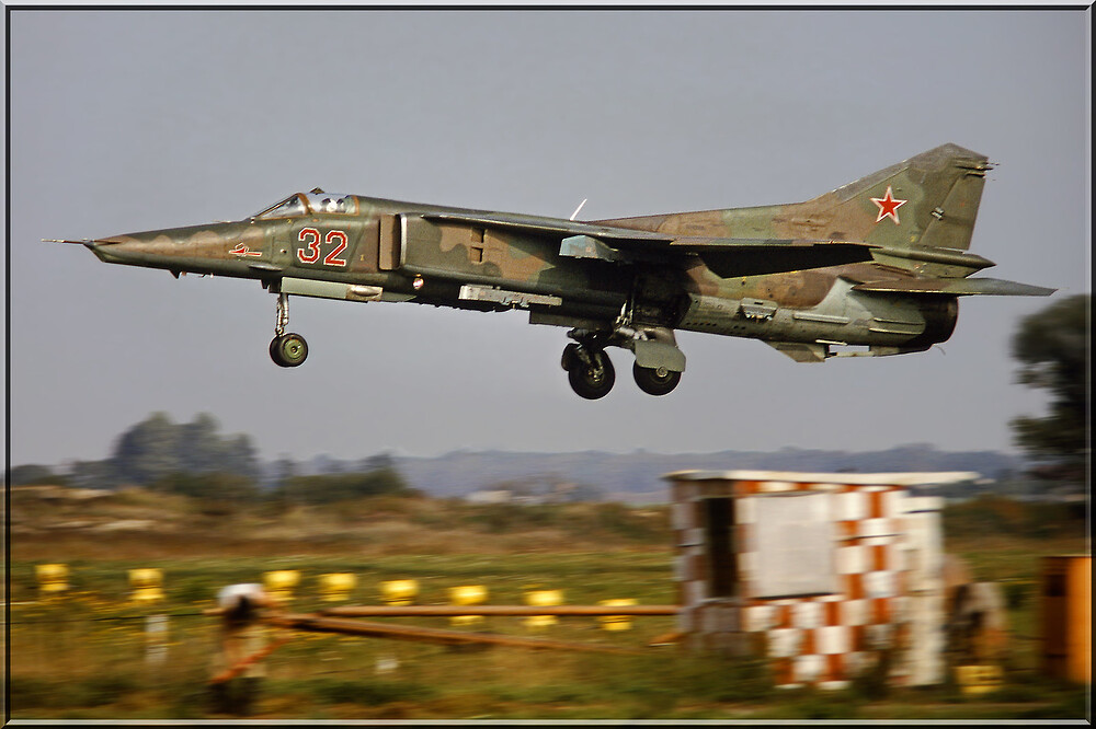 296-APIB-Mig-27D-32-Red-61912553151-Summer-1992