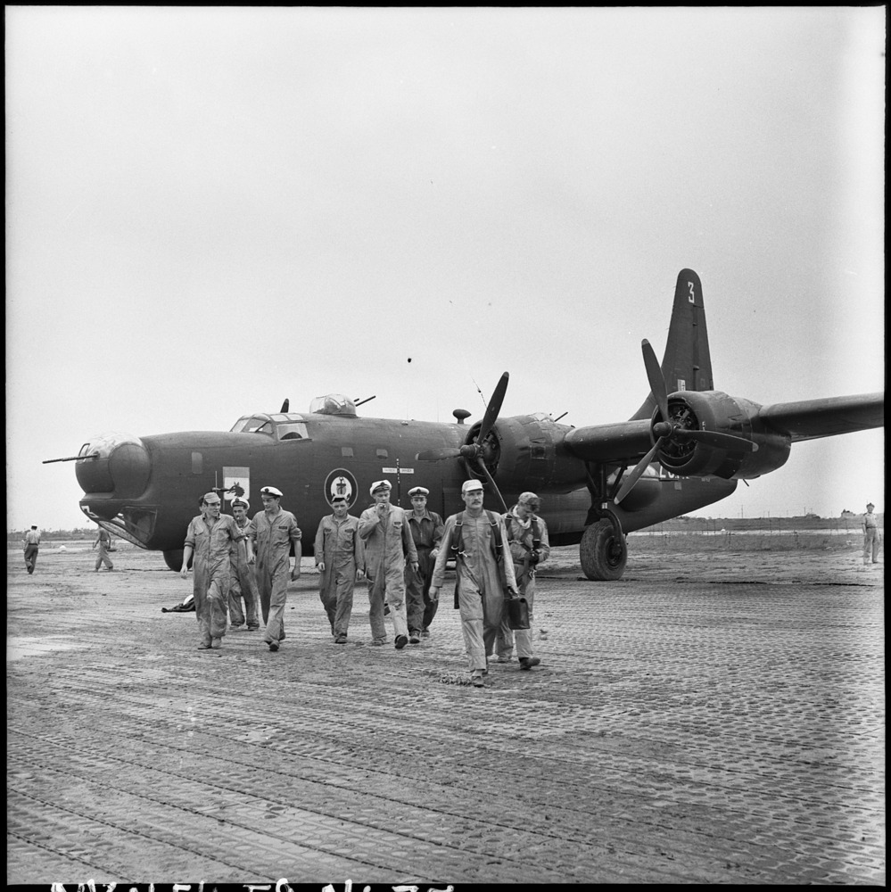 french-flottille-28f-pb4y-privateer-maritime-patrol-bombers-from-tan-son-nhut