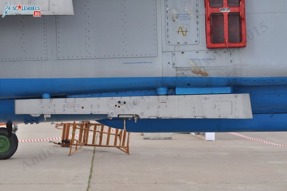 MiG-27M_104