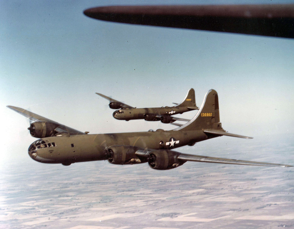 Olive-drab_painted_B-29_superfortress