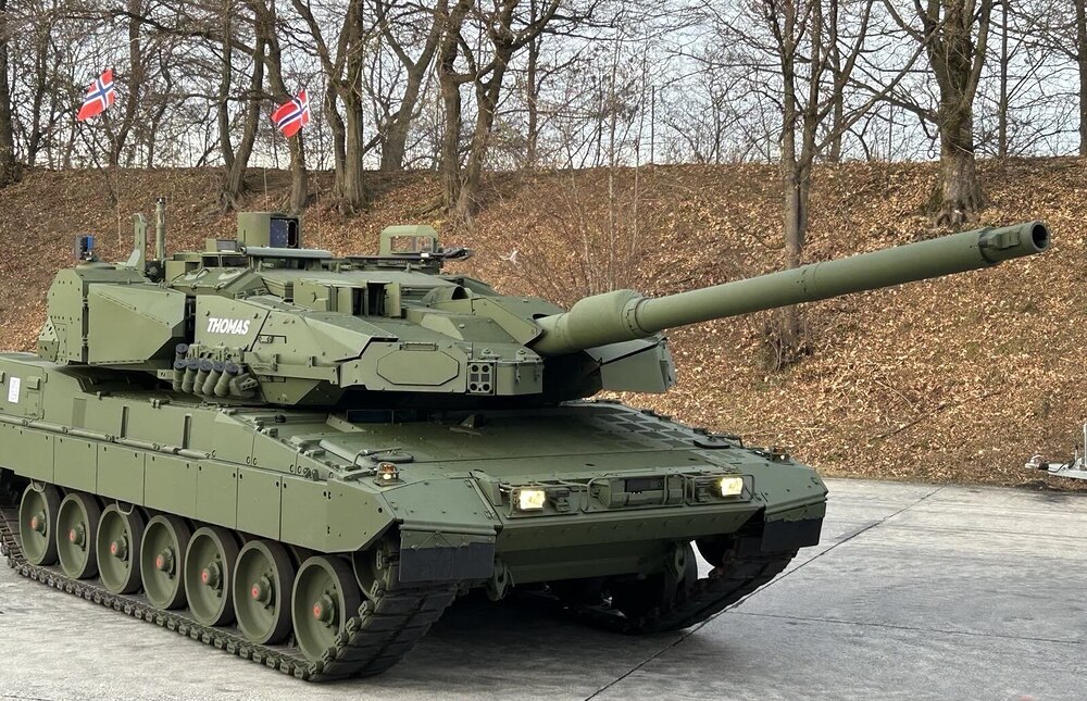 0_leopard-2a8-3