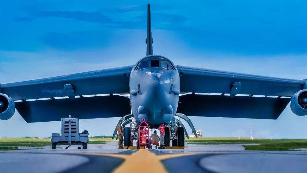B-52-Bomber-from-U.S.-Air-Force-3