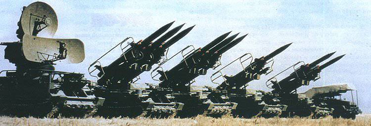 ЗРК "Куб" один 1С91, четыре 2П25 и одна ТЗМ