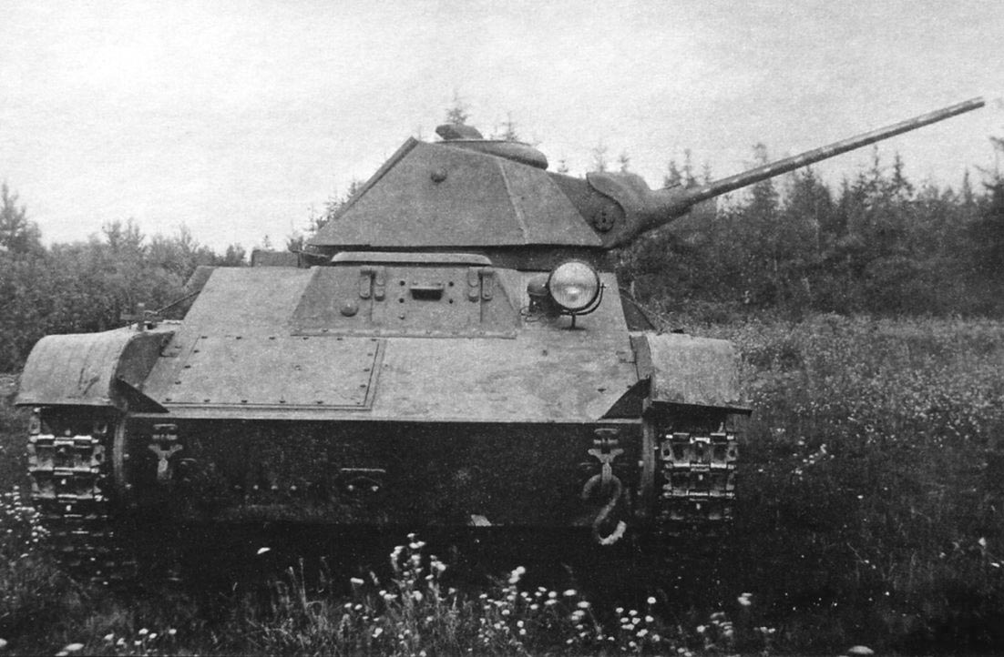 Т-60 с пушкой ЗИС-19 и измененной башней на испытаниях, лето 1942 г.